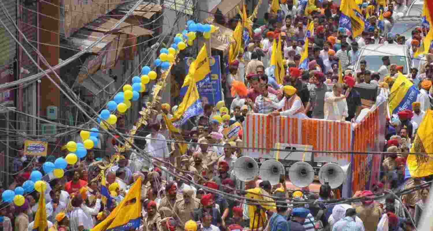 AAP holds roadshow prior to filing of nomination papers by Sanjeev Arora as candidate for the Ludhiana West constituency bypoll on Friday.  AAP holds roadshow prior to filing of nomination papers by Sanjeev Arora as candidate for the Ludhiana West constituency bypoll on Friday.