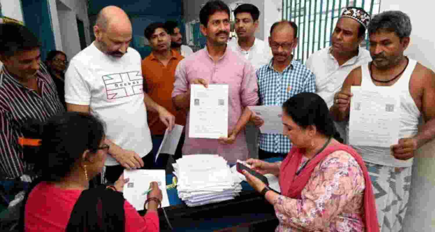 Bengal begins SIR; schools fear disruption of classes Bengal begins SIR; schools fear disruption of classes