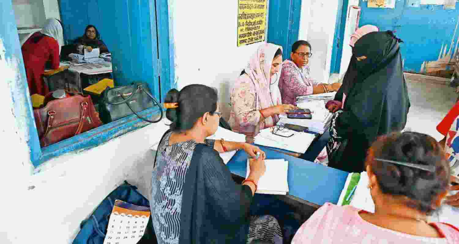 During the sessions, BLOs were trained on how to collect voter data door-to-door and upload the details using a dedicated Election Commission app. During the sessions, BLOs were trained on how to collect voter data door-to-door and upload the details using a dedicated Election Commission app.