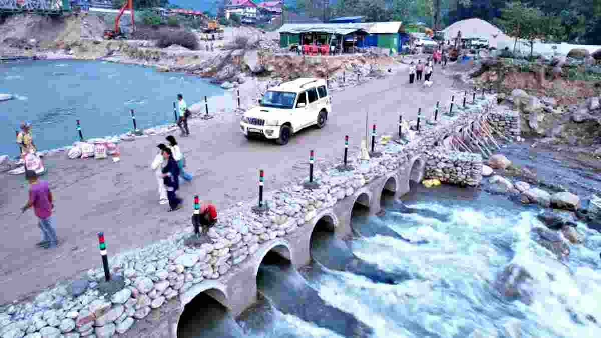 The newly built vented causeway at Dudhia restores vital connectivity between Siliguri and Mirik after three weeks of disruption caused by the October 4 hill disaster. The newly built vented causeway at Dudhia restores vital connectivity between Siliguri and Mirik after three weeks of disruption caused by the October 4 hill disaster.