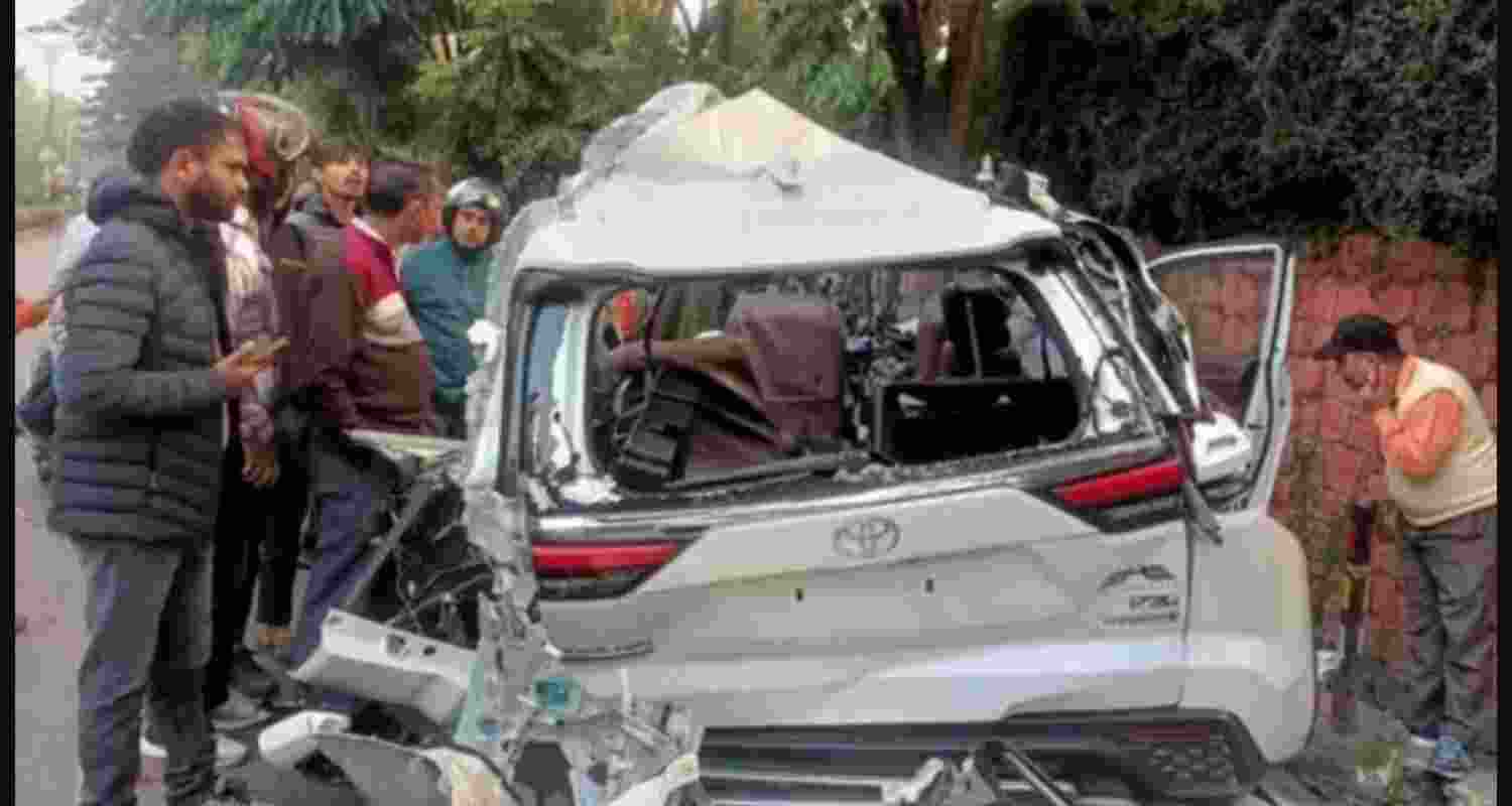 Dehradun accident: BMW crash claims students' lives Dehradun accident: BMW crash claims students' lives