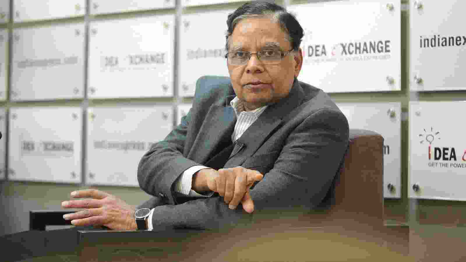 Gujarat seeks hike in states' share of divisible tax pool Gujarat seeks hike in states' share of divisible tax pool