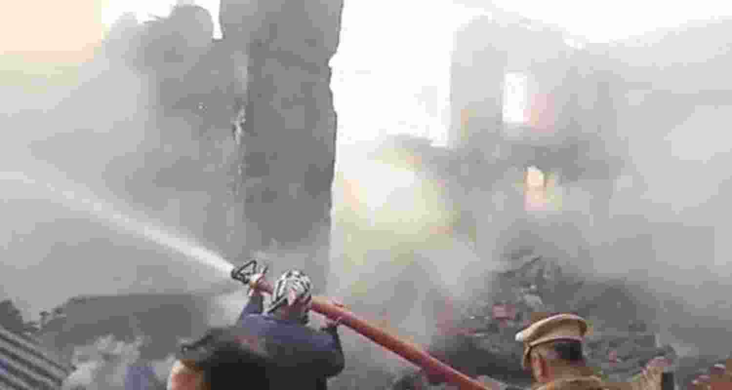 The fire in Arki has been brought under control. The fire in Arki has been brought under control.