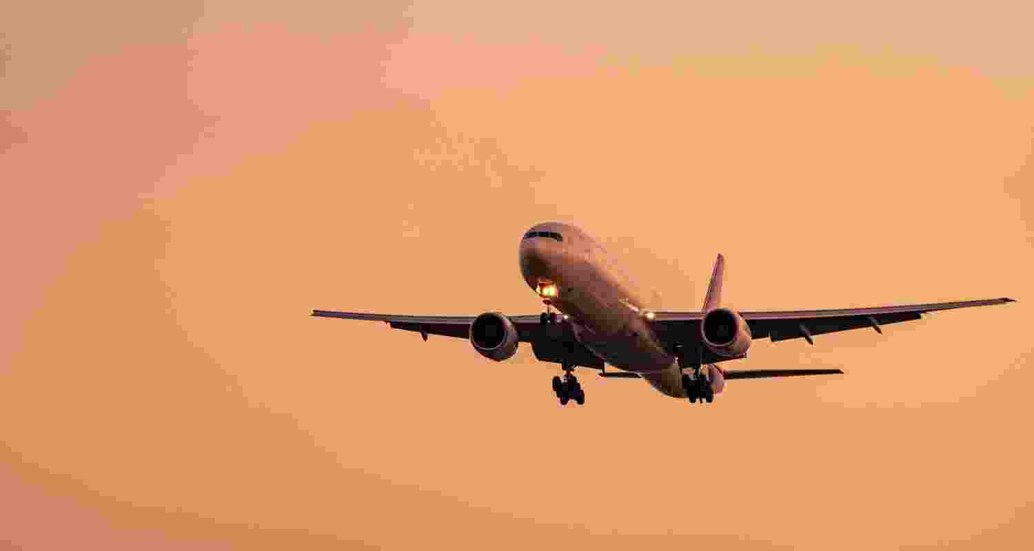 148 flights cancelled at Delhi Airport due to low visibility 148 flights cancelled at Delhi Airport due to low visibility