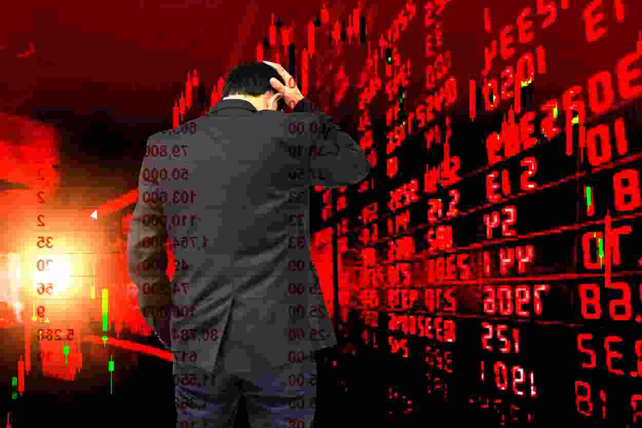 Stock broking firms fall as Sebi tightens F&O norms Stock broking firms fall as Sebi tightens F&O norms