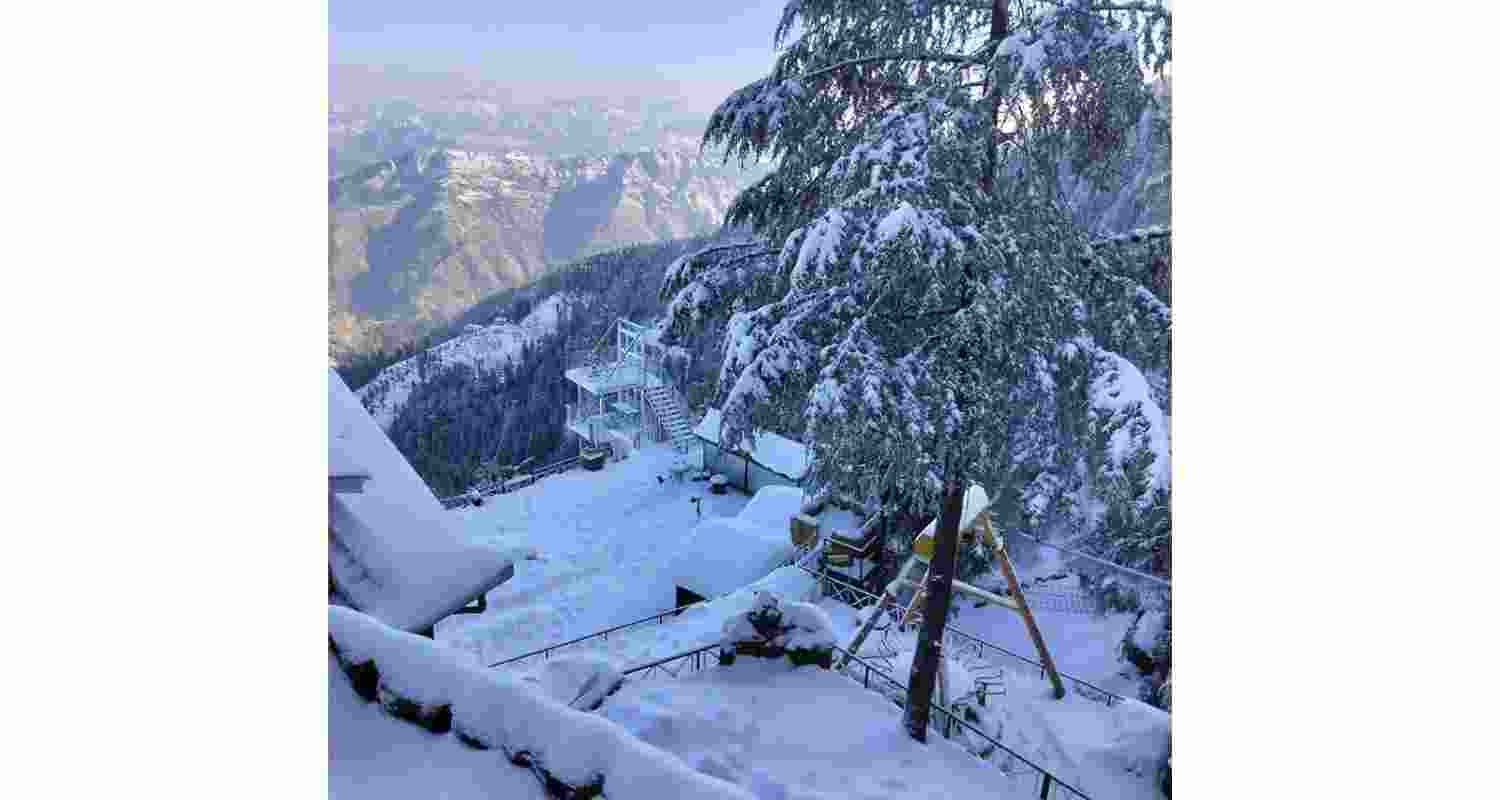Fresh snowfall in Himachal Pradesh. Fresh snowfall in Himachal Pradesh.