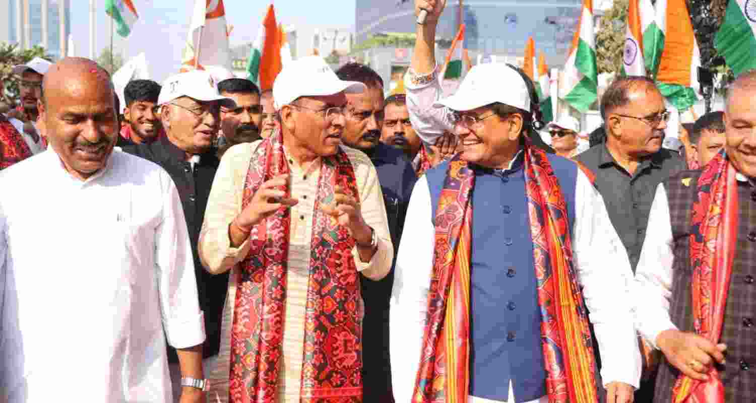 India’s exports, too, are registering healthy growth despite global uncertainties at the trade front, said the commerce and industry minister, asserting that “we will continue to see relentless growth” India’s exports, too, are registering healthy growth despite global uncertainties at the trade front, said the commerce and industry minister, asserting that “we will continue to see relentless growth”