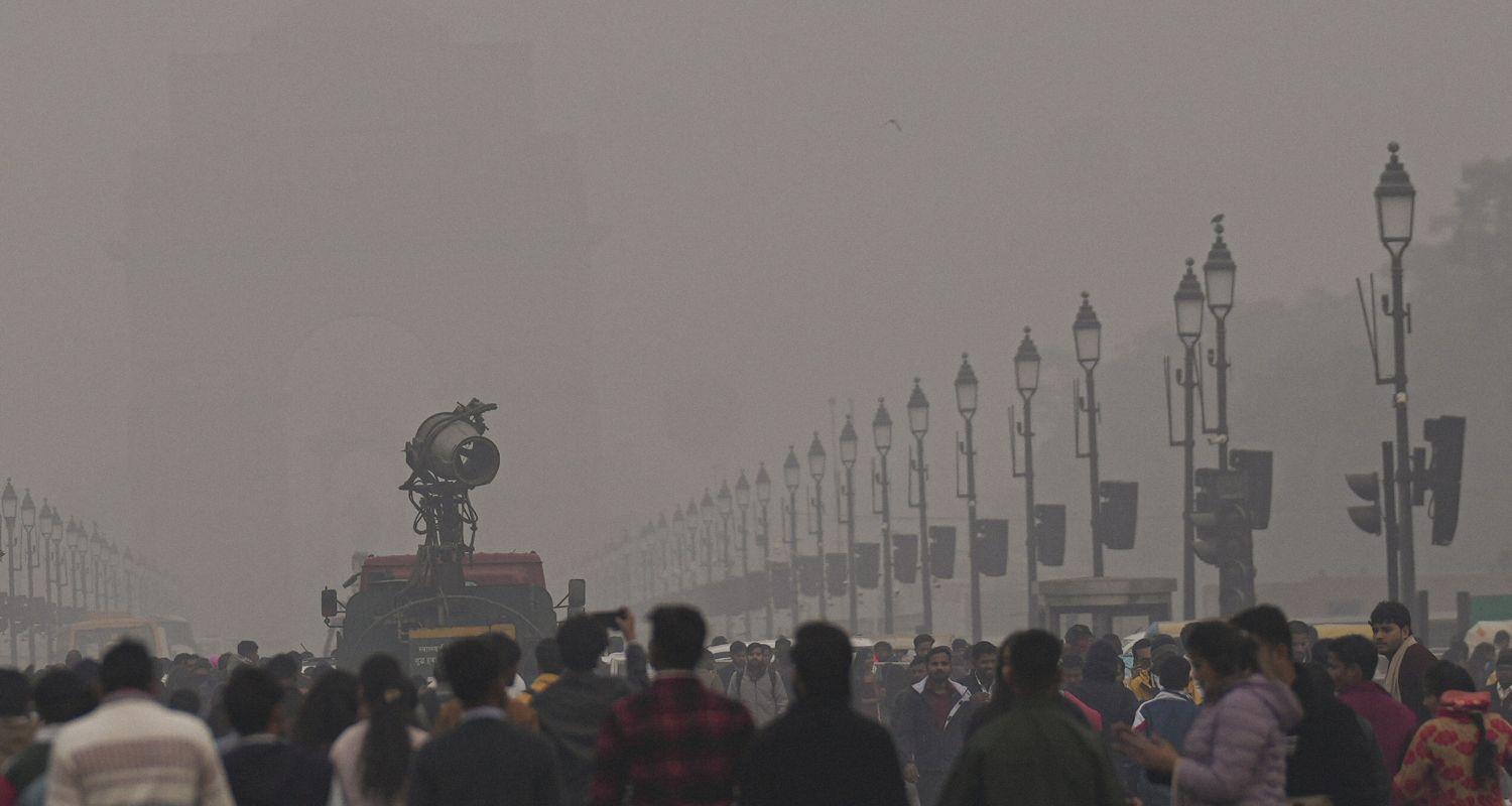 Meanwhile, the air quality remained in the ‘very poor, category, with the city’s overall AQI at 371 at 10 am, the Central Pollution Control Board (CPCB) data showed Meanwhile, the air quality remained in the ‘very poor, category, with the city’s overall AQI at 371 at 10 am, the Central Pollution Control Board (CPCB) data showed