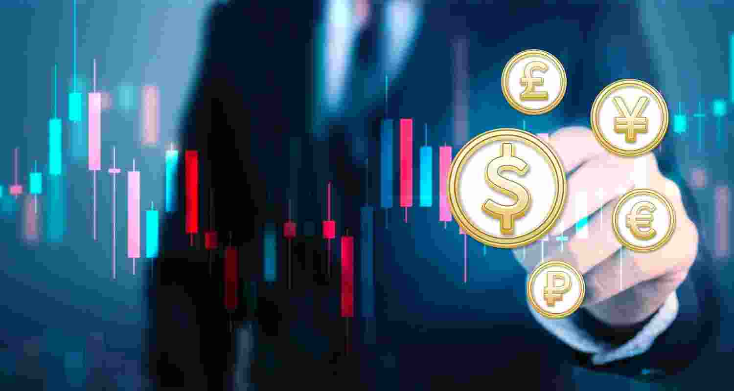 The overall reserves had declined by USD 6.925 billion to USD 695.355 billion, while the value of the gold reserves also declined by USD 3.81 billion to USD 101.726 billion during the week, the RBI said The overall reserves had declined by USD 6.925 billion to USD 695.355 billion, while the value of the gold reserves also declined by USD 3.81 billion to USD 101.726 billion during the week, the RBI said