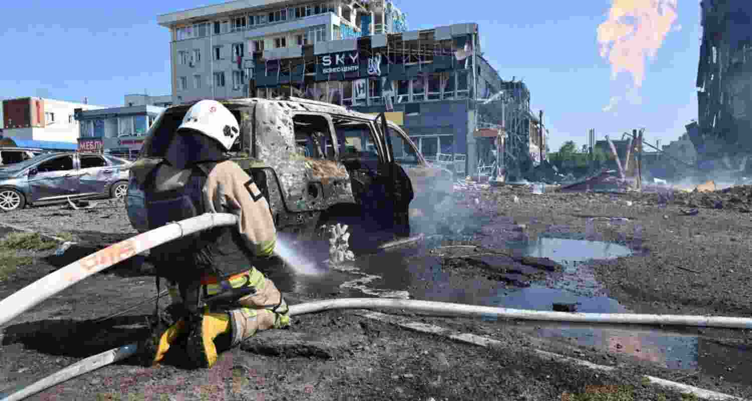 The incident is subsequent to the Russian President’s allegations of kamikaze drone attacks on his residence in the Novgorod region on December 28-29, which Foreign Minister Sergey Lavrov condemned as an act of “state terrorism”. Moscow promised a “non-diplomatic” response to the attack The incident is subsequent to the Russian President’s allegations of kamikaze drone attacks on his residence in the Novgorod region on December 28-29, which Foreign Minister Sergey Lavrov condemned as an act of “state terrorism”. Moscow promised a “non-diplomatic” response to the attack