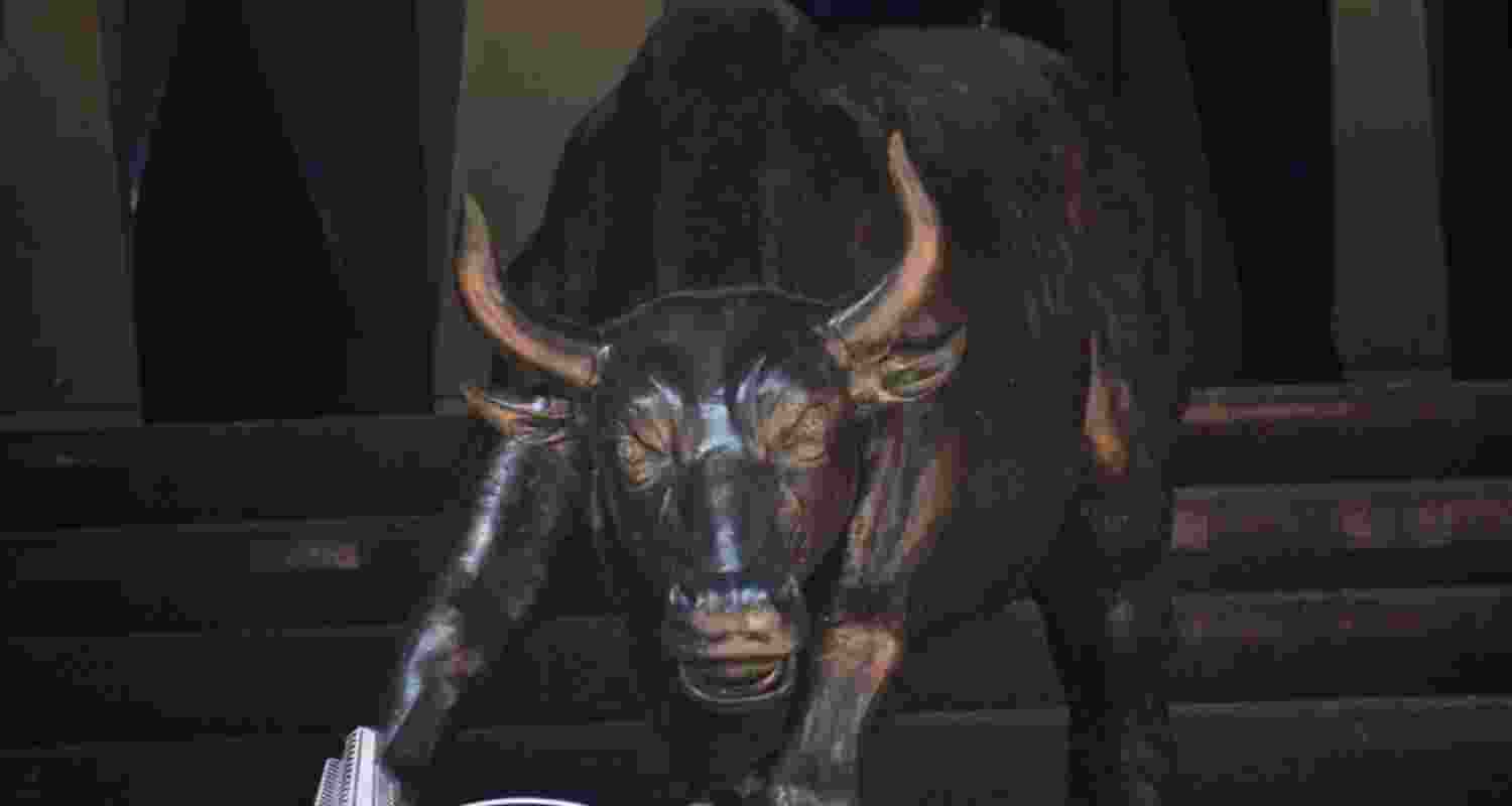 Foreign Institutional Investors bought equities worth ₹785.32 crore on Tuesday, and Domestic Institutional Investors (DII) also purchased stocks worth ₹3,912.47 crore, according to exchange data Foreign Institutional Investors bought equities worth ₹785.32 crore on Tuesday, and Domestic Institutional Investors (DII) also purchased stocks worth ₹3,912.47 crore, according to exchange data