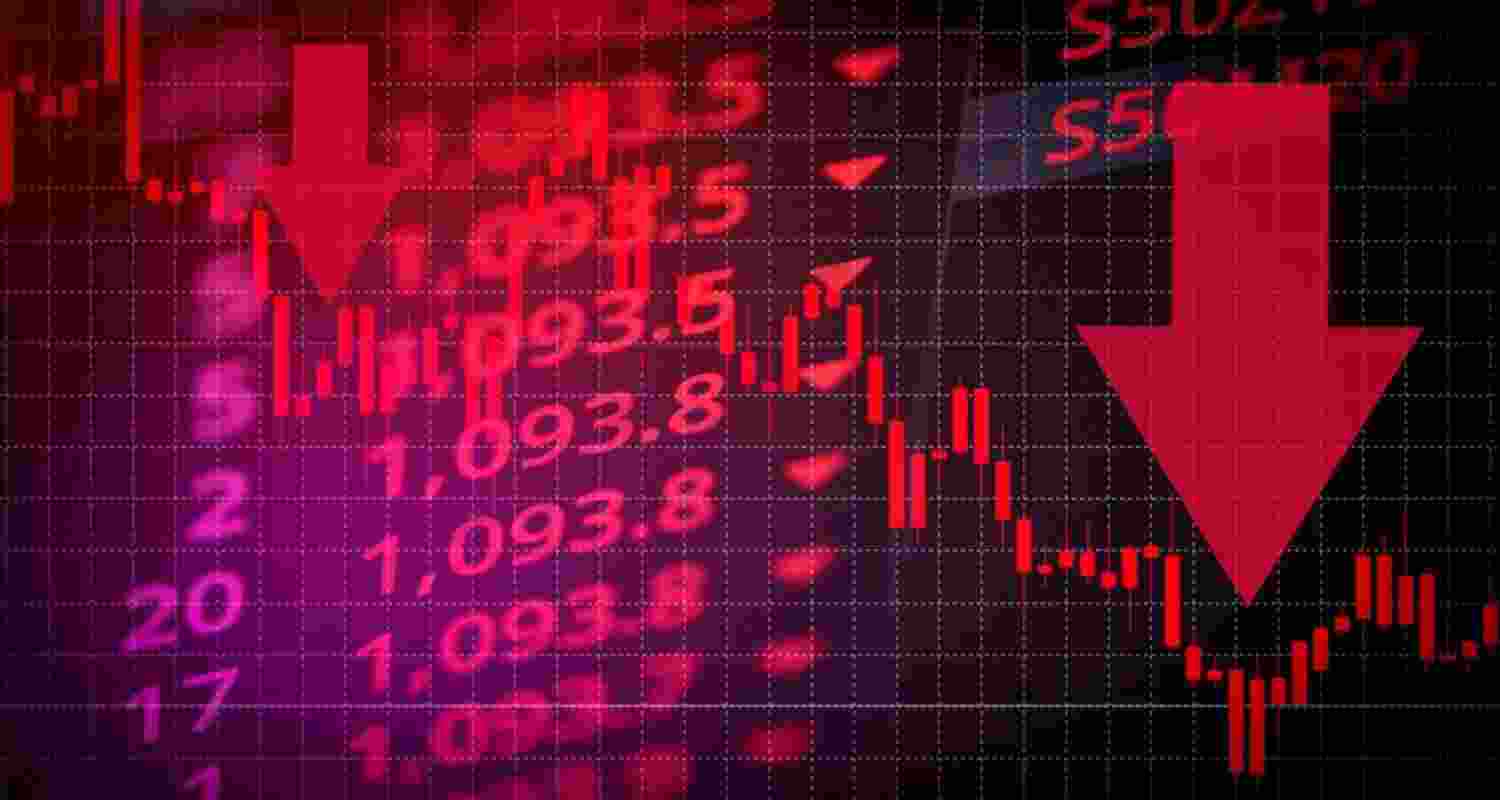 Foreign fund outflows also contributed to the indices tanking, with Foreign Institutional Investors (FIIs) offloading equities worth ₹1,171.31 crore on Monday, while Domestic Institutional Investors (DIIs) bought stocks worth ₹2,558.93 crore, according to exchange data Foreign fund outflows also contributed to the indices tanking, with Foreign Institutional Investors (FIIs) offloading equities worth ₹1,171.31 crore on Monday, while Domestic Institutional Investors (DIIs) bought stocks worth ₹2,558.93 crore, according to exchange data