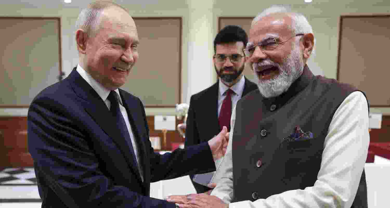 Putin is on a two-day visit to India, his first since the start of the war in Ukraine, currently drawing in world leaders attempting to initiate peace efforts Putin is on a two-day visit to India, his first since the start of the war in Ukraine, currently drawing in world leaders attempting to initiate peace efforts