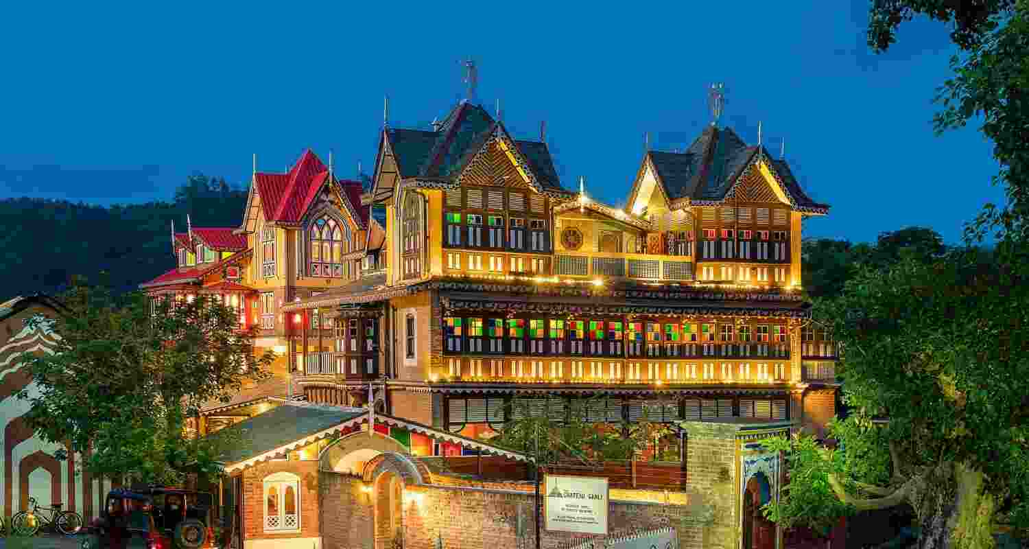 Garli and Paragpur villages. Garli and Paragpur villages.