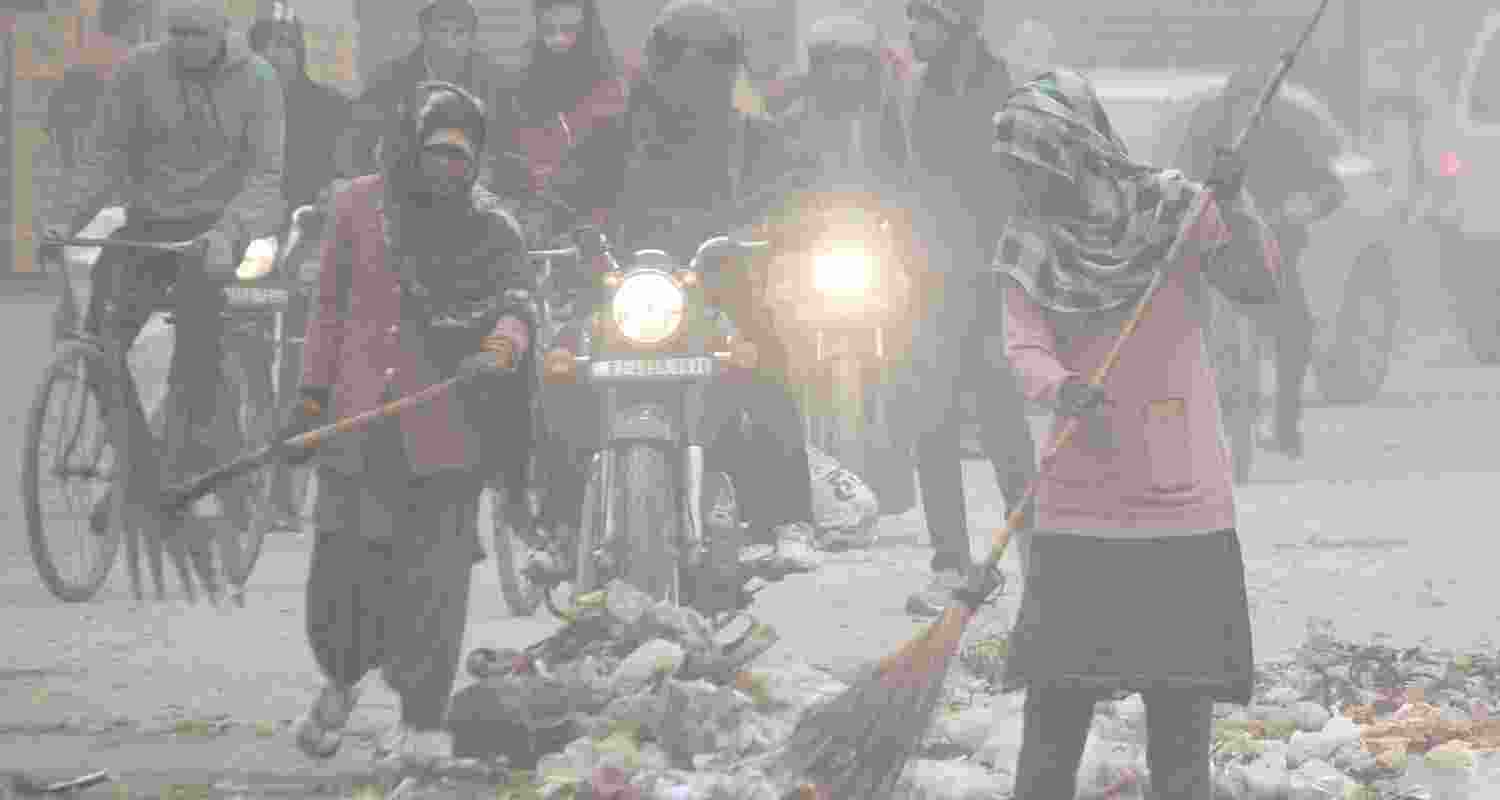 The national capital’s AQI stood at 336 in the morning, as against 415 on Tuesday, which is a category slotted as ‘severe’ The national capital’s AQI stood at 336 in the morning, as against 415 on Tuesday, which is a category slotted as ‘severe’