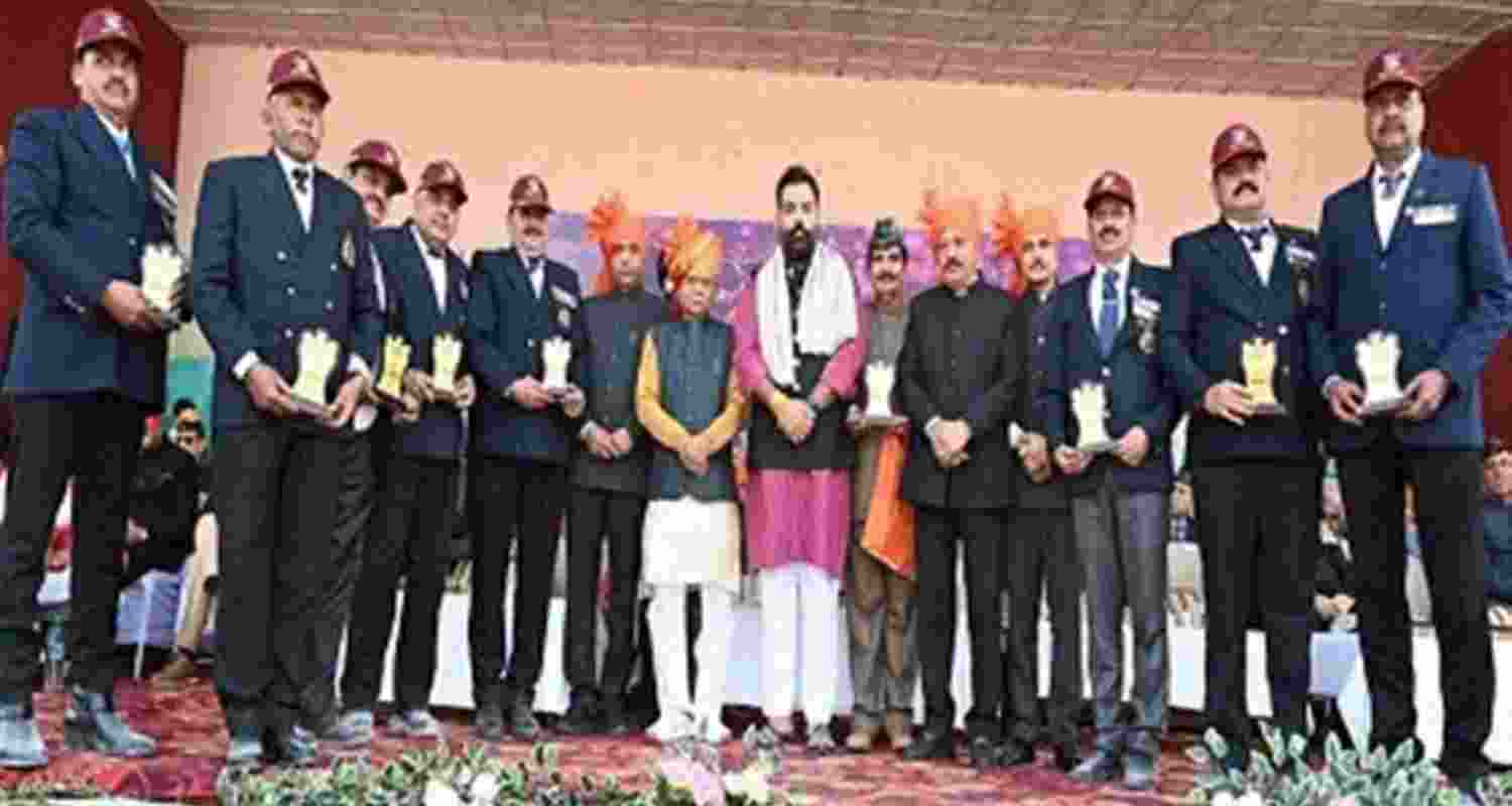 Himachal Pradesh Governor Shiv Pratap Shukla along with other dignitaries at an event. Himachal Pradesh Governor Shiv Pratap Shukla along with other dignitaries at an event.