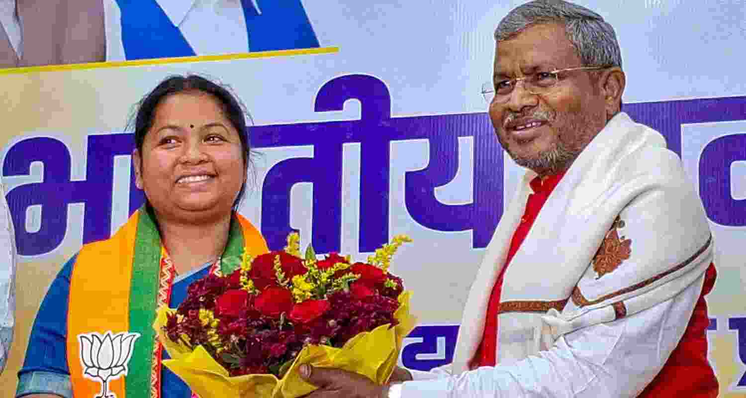 Geeta Koda Vows To Tackle Unemployment In Jagannathpur Elections. Geeta Koda Vows To Tackle Unemployment In Jagannathpur Elections.