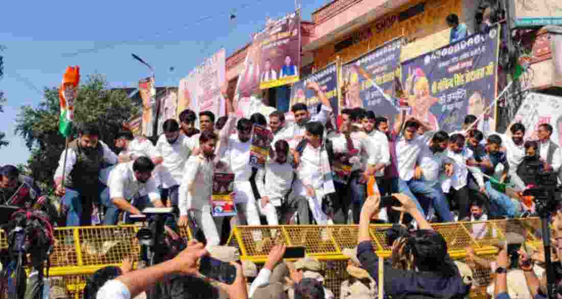 R'than Youth Cong protests against BJP, EC over ‘vote chori’ R'than Youth Cong protests against BJP, EC over ‘vote chori’