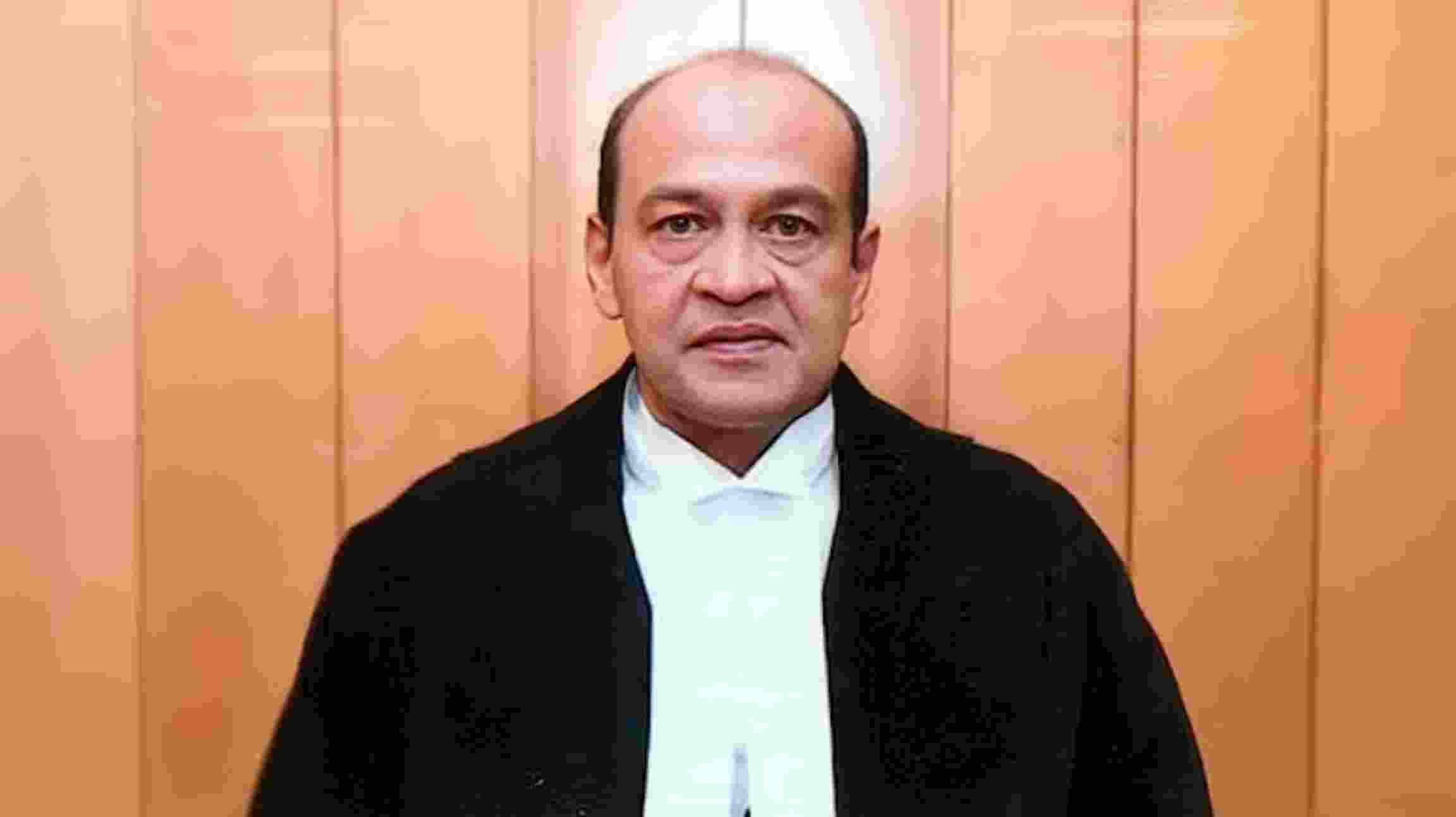 Justice Varma files response before Parl panel, denies 'any role' Justice Varma files response before Parl panel, denies 'any role'