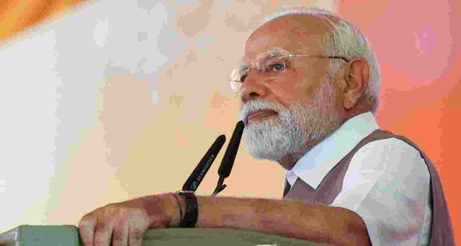 Prime Minister Narendra Modi to lay the foundation stone and inaugurate various projects in Jammu and Kashmir on Friday.. Prime Minister Narendra Modi to lay the foundation stone and inaugurate various projects in Jammu and Kashmir on Friday..