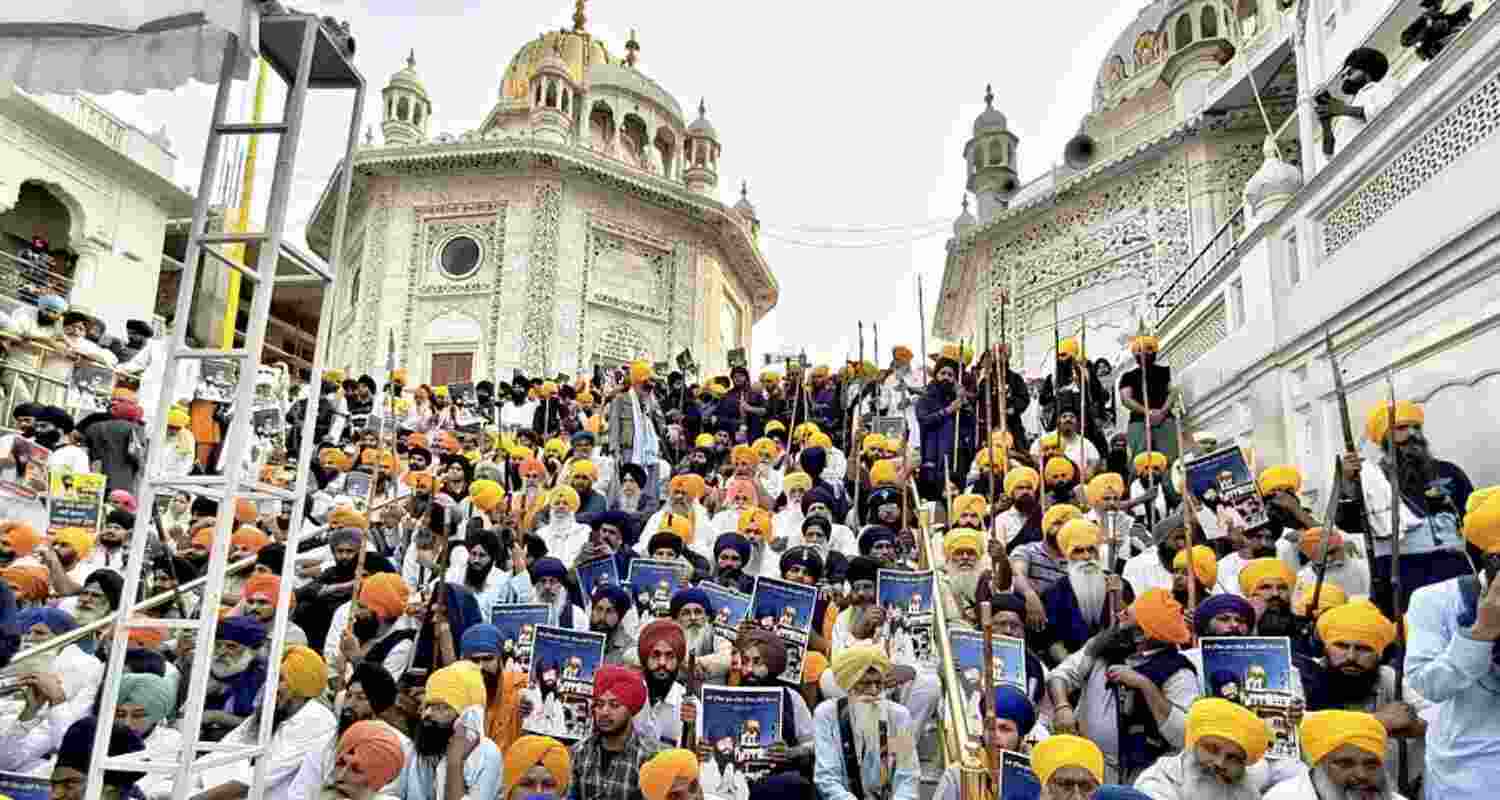 Pro-Khalistan slogans raised at Akal Takht on anniversary. Pro-Khalistan slogans raised at Akal Takht on anniversary.