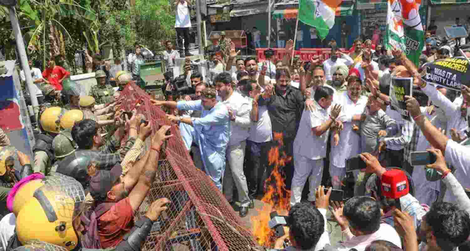 Protests in Jammu against the Pahalgam terror attack, that killed 26 people..jpg Protests in Jammu against the Pahalgam terror attack, that killed 26 people..jpg