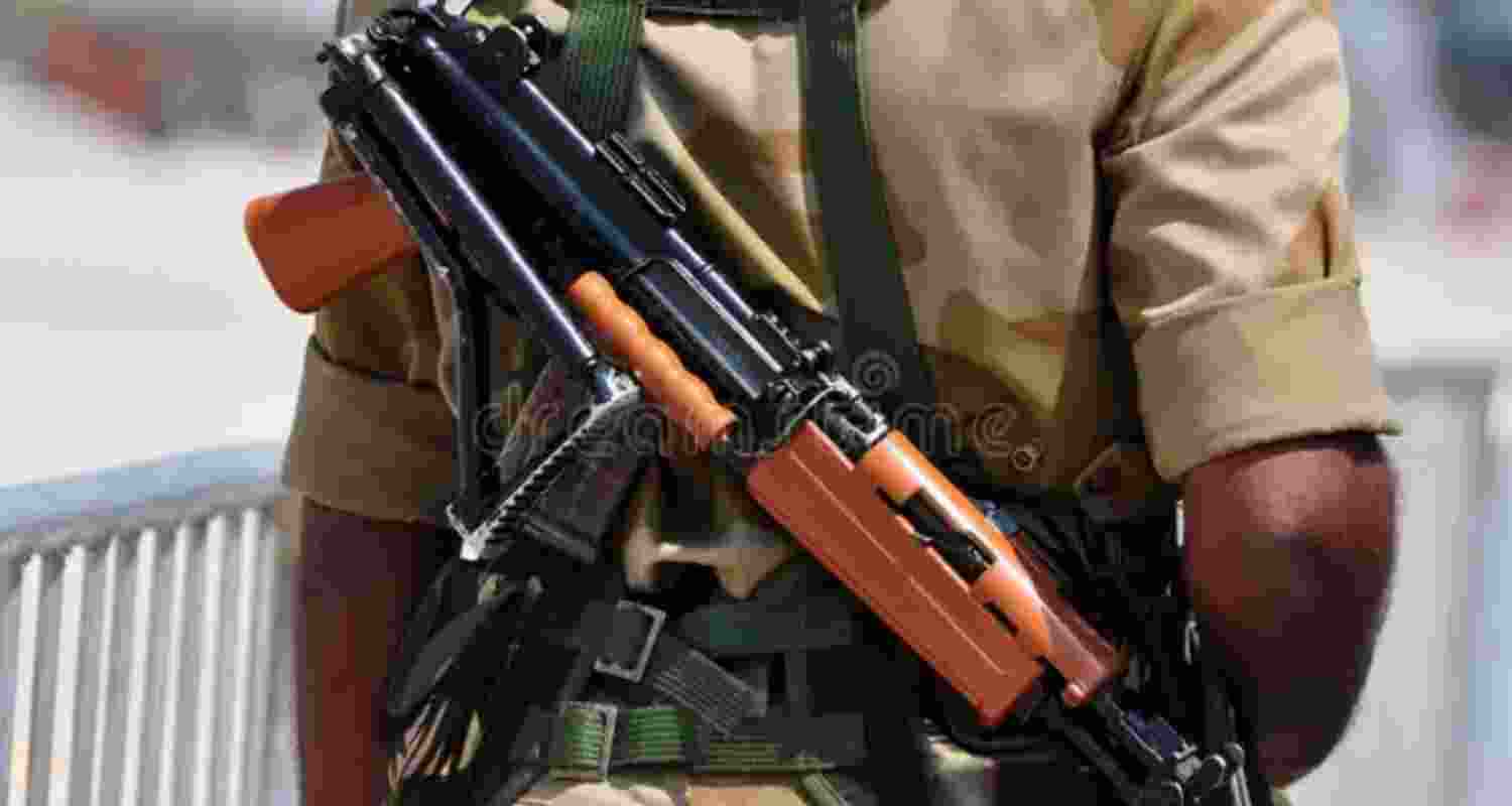 CISF Cop shoots dead minor minor slum dweller in act of 'rage' CISF Cop shoots dead minor minor slum dweller in act of 'rage'