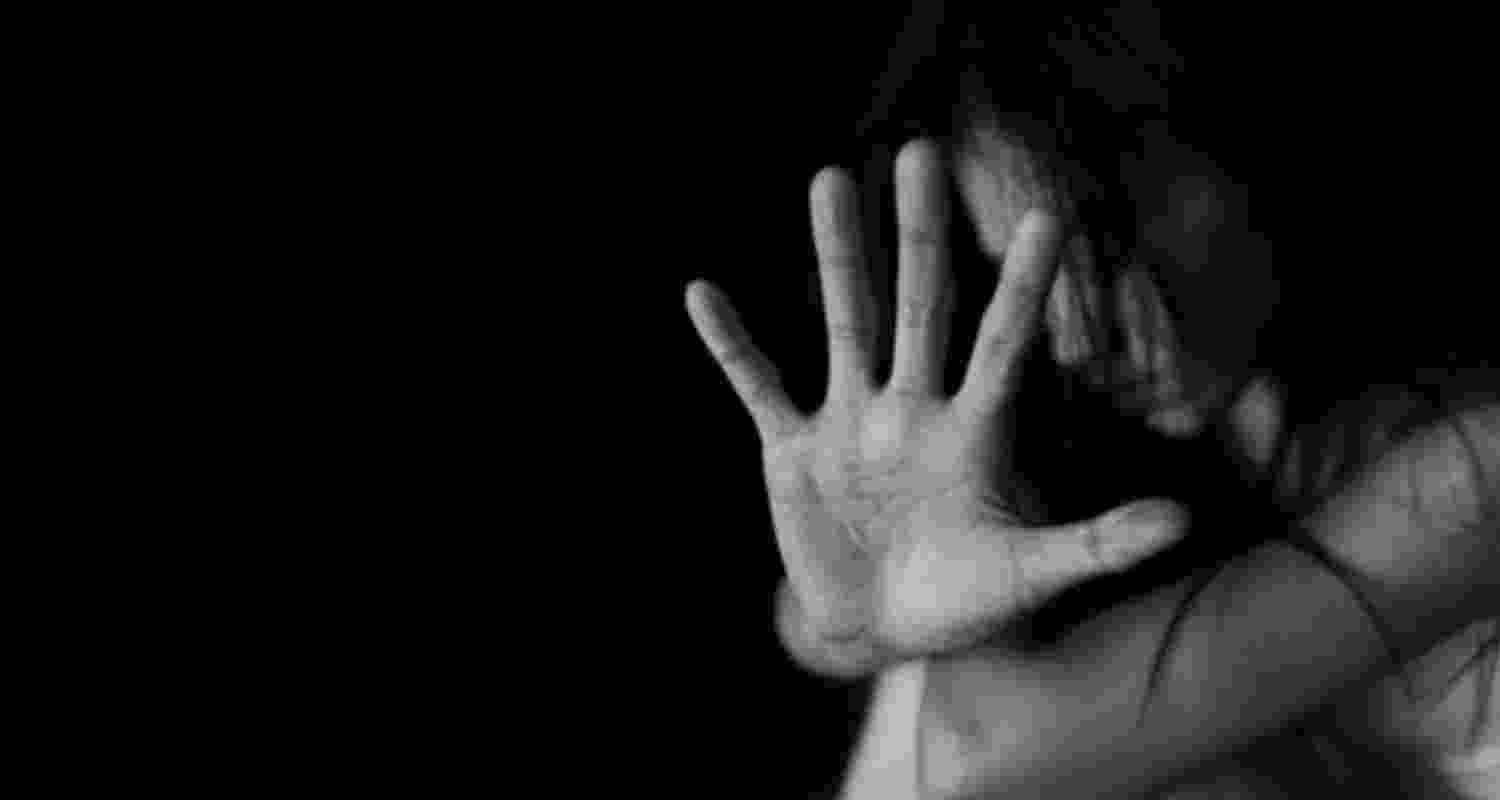 Kolkata Police SI accused of molesting domestic help Kolkata Police SI accused of molesting domestic help