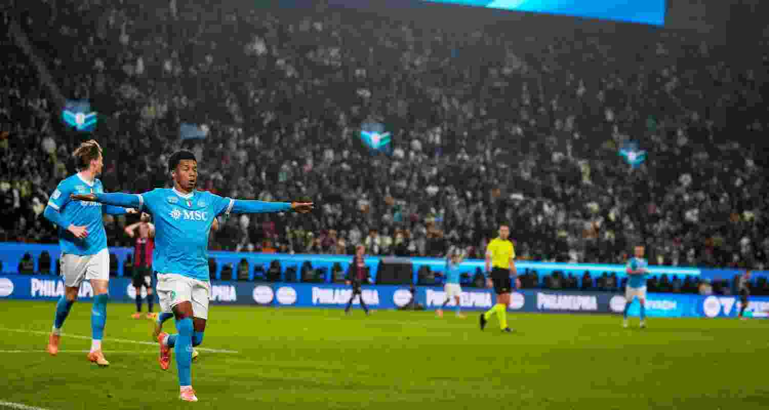 Neres' 39th-minute opener was a worthy cup winner, his superb left foot shot from 25 meters out curling into the far corner and giving an outstretched Federico Ravaglia no chance in the Bologna goal Neres' 39th-minute opener was a worthy cup winner, his superb left foot shot from 25 meters out curling into the far corner and giving an outstretched Federico Ravaglia no chance in the Bologna goal