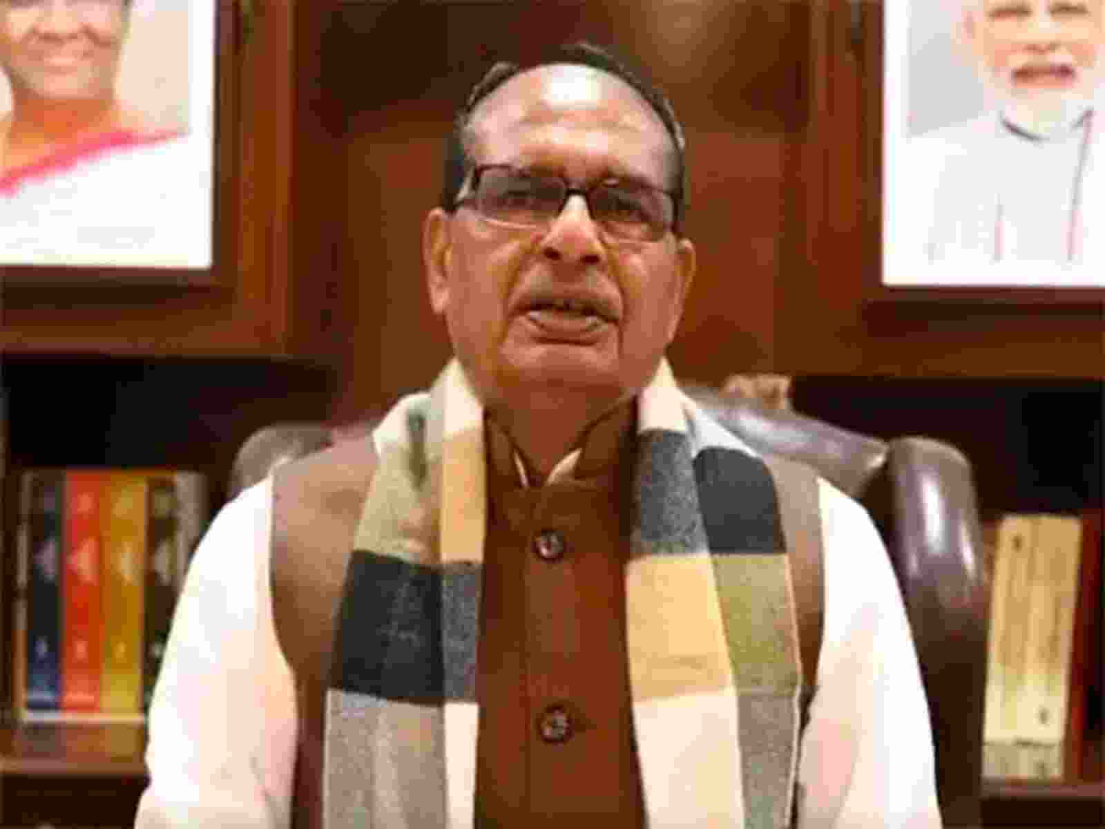 Shivraj Singh sees opposition 'attack' on MNREGA as 'conspiracy' Shivraj Singh sees opposition 'attack' on MNREGA as 'conspiracy'