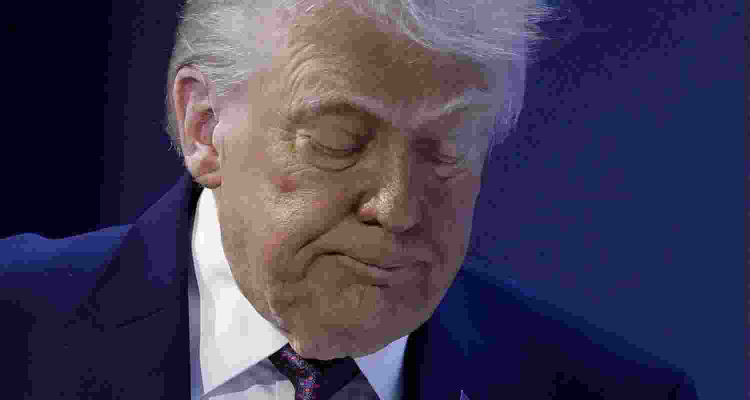 Trump threatens Iran with a massive US naval buildup while keeping diplomacy open, as protests rage and tensions rise across the Middle East. Trump threatens Iran with a massive US naval buildup while keeping diplomacy open, as protests rage and tensions rise across the Middle East.