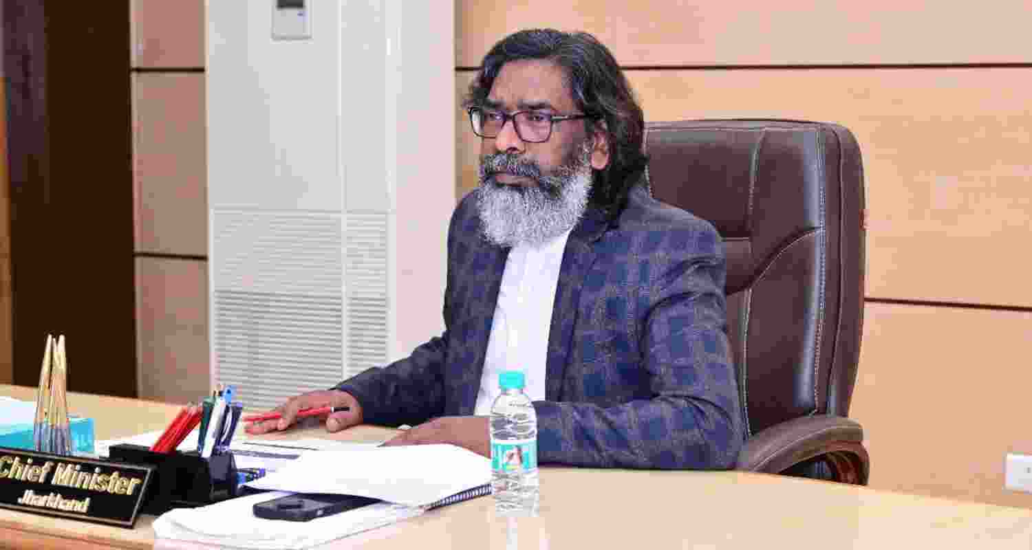 Jharkhand Chief Minister Hemant Soren holds a meeting with senior officials for the first time after assuming charge in the State Secretariat in Ranchi on Monday. Jharkhand Chief Minister Hemant Soren holds a meeting with senior officials for the first time after assuming charge in the State Secretariat in Ranchi on Monday.