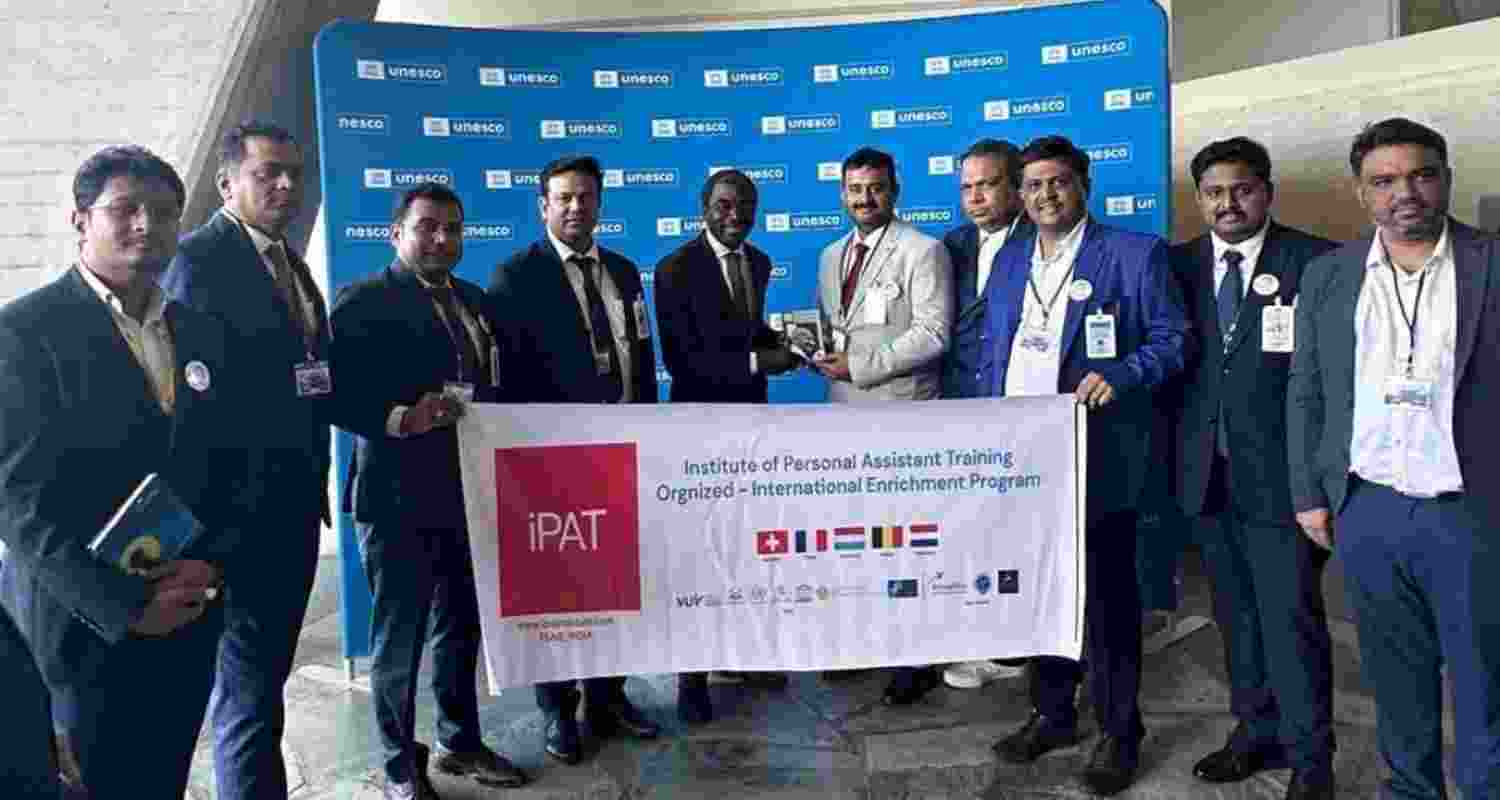 Students explore diplomacy and governance in Europe with iPAT. Students explore diplomacy and governance in Europe with iPAT.