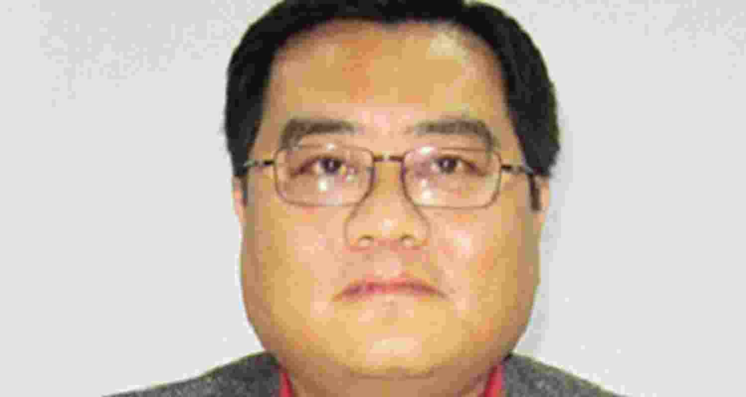 CID raids ex-JPSC chief’s residence, 5 held CID raids ex-JPSC chief’s residence, 5 held