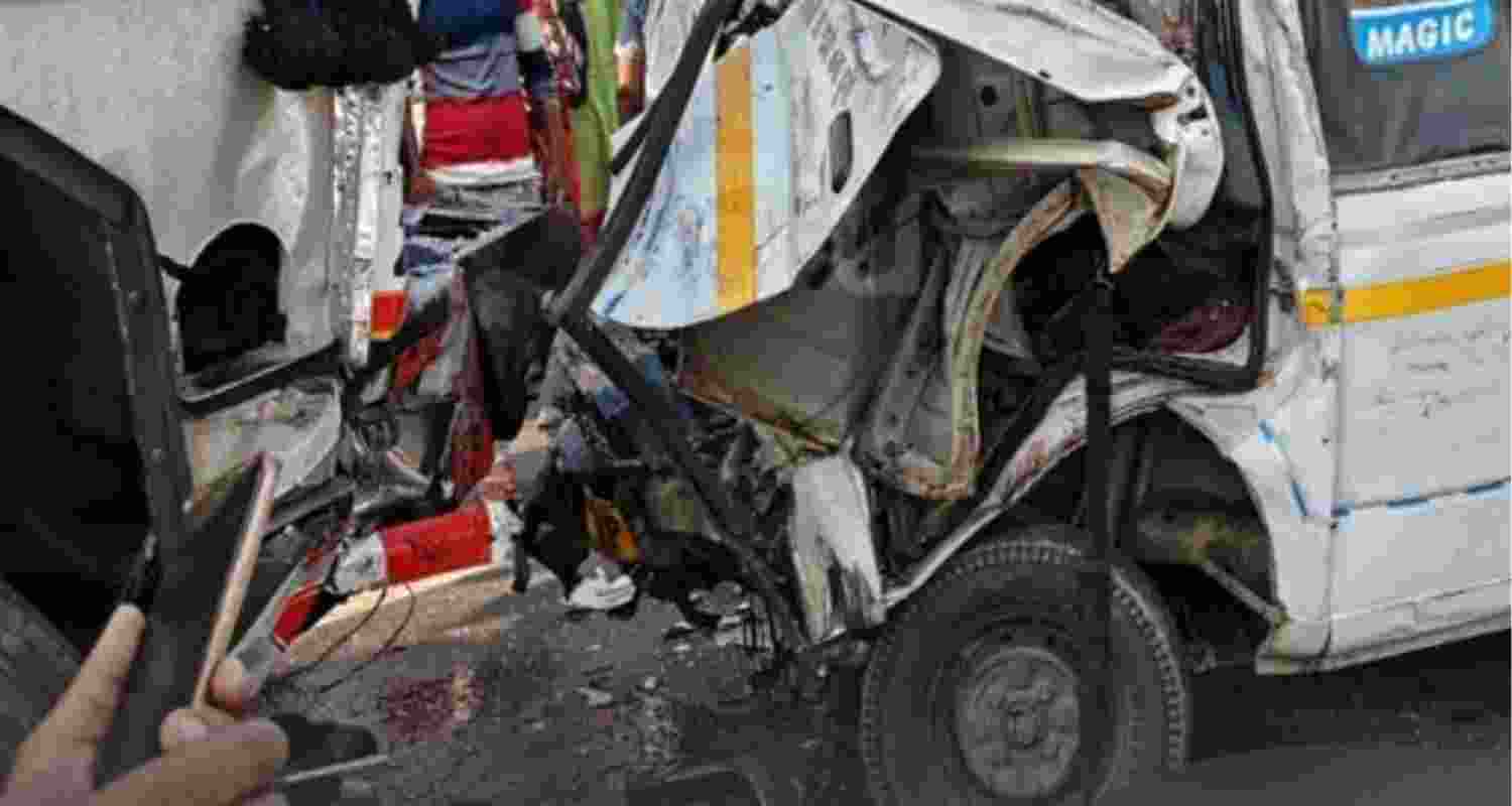 Nine killed in van–truck collision in UP’s Lakhimpur Kheri Nine killed in van–truck collision in UP’s Lakhimpur Kheri