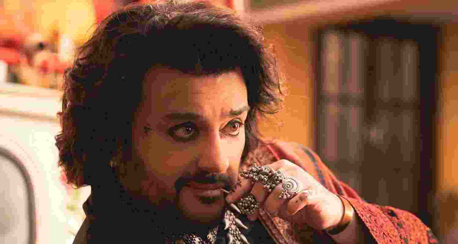 Adnan Sami’s ‘LIPSTICK’ out now Adnan Sami’s ‘LIPSTICK’ out now
