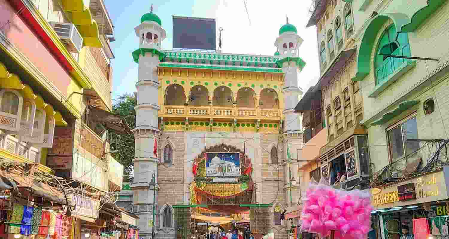 Devotees at the Ajmer Sharif Dargah, Shrine of Moinuddin Chishti, in Ajmer, Rajasthan, Thursday, Nov. 28, 2024. A court in Ajmer has issued notices in a civil suit claiming that there is a Shiva temple in the dargah of Sufi saint Moinuddin Chishti. Devotees at the Ajmer Sharif Dargah, Shrine of Moinuddin Chishti, in Ajmer, Rajasthan, Thursday, Nov. 28, 2024. A court in Ajmer has issued notices in a civil suit claiming that there is a Shiva temple in the dargah of Sufi saint Moinuddin Chishti.