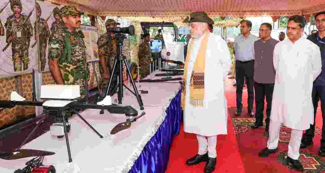 Union Home Minister Amit Shah inspected the latest weaponry of the Border Security Force (BSF) at Lankamura Border Outpost along the India–Bangladesh border in Tripura. Union Home Minister Amit Shah inspected the latest weaponry of the Border Security Force (BSF) at Lankamura Border Outpost along the India–Bangladesh border in Tripura.