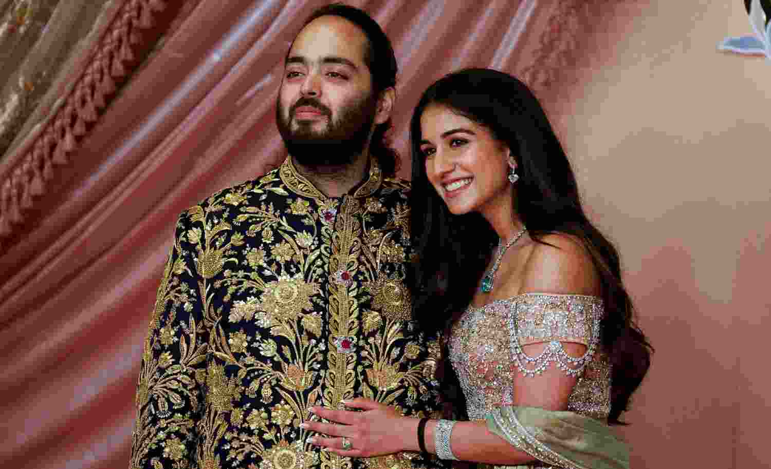 PM Modi to attend Ambani wedding, Gandhi family to skip PM Modi to attend Ambani wedding, Gandhi family to skip