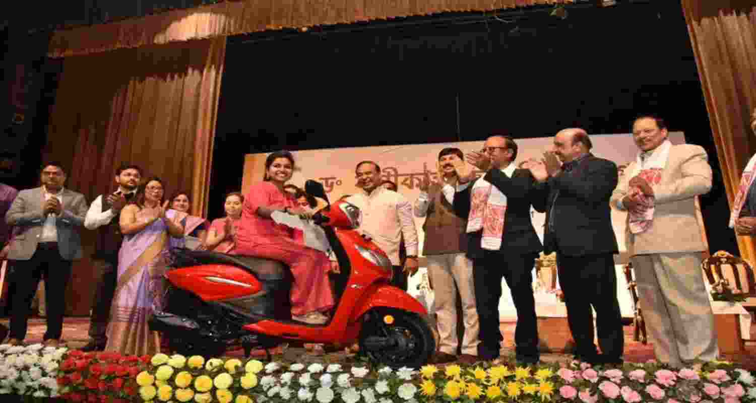 CM Himanta Biswa Sarma distributes scooters to over 15,160 girl students as part of the Dr. Banikanta Merit Award under Pragyan Bharati scheme in 2022. CM Himanta Biswa Sarma distributes scooters to over 15,160 girl students as part of the Dr. Banikanta Merit Award under Pragyan Bharati scheme in 2022.