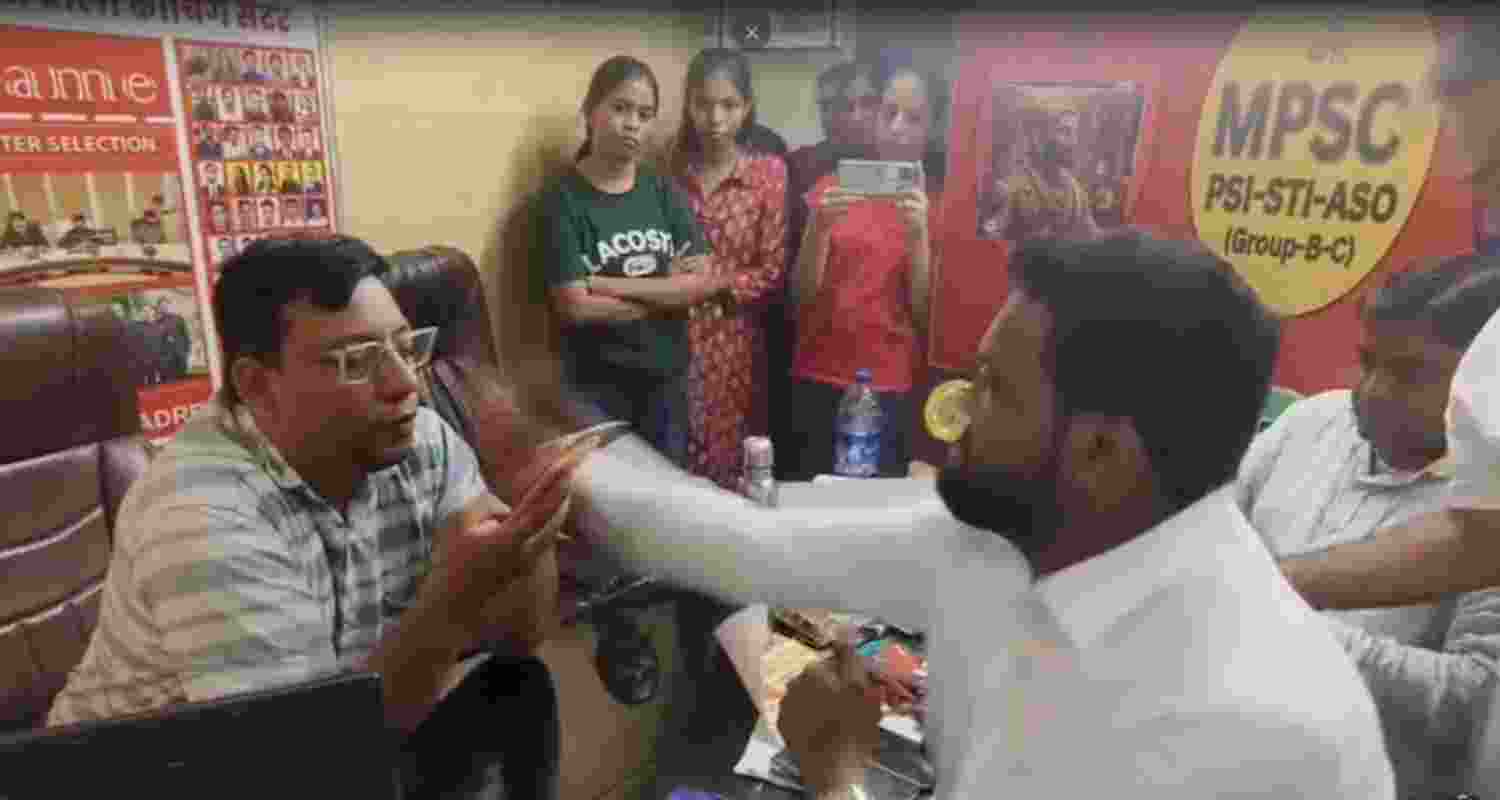 Raj Thackeray's MNS continues rampage, assaults Mumbai coaching centre head. Raj Thackeray's MNS continues rampage, assaults Mumbai coaching centre head.