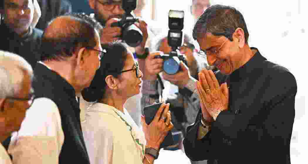 R. N. Ravi greets former West Bengal Chief Minister Mamata Banerjee during an earlier event. (File photo) R. N. Ravi greets former West Bengal Chief Minister Mamata Banerjee during an earlier event. (File photo)