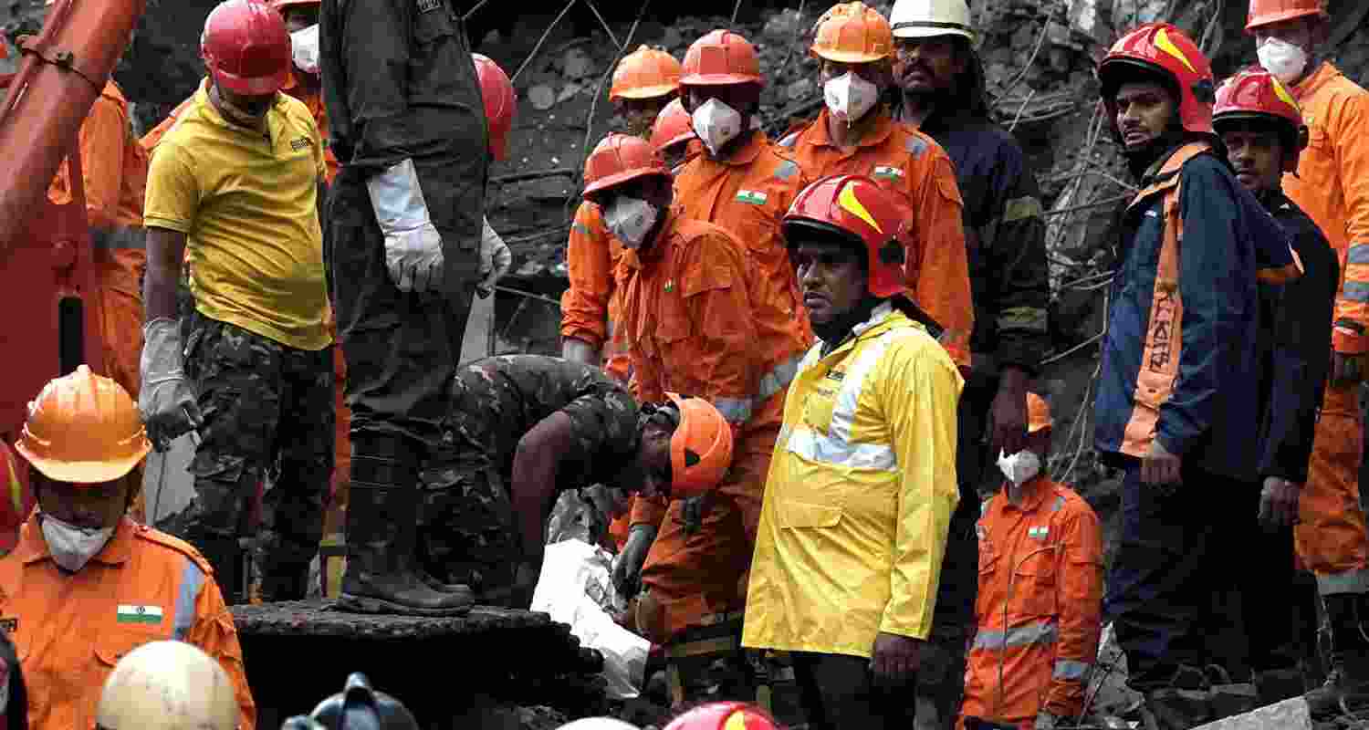 The death toll in the Bhiwandi building collapse rose to six as NDRF and other agencies continued rescue operations to search for those trapped. The death toll in the Bhiwandi building collapse rose to six as NDRF and other agencies continued rescue operations to search for those trapped.