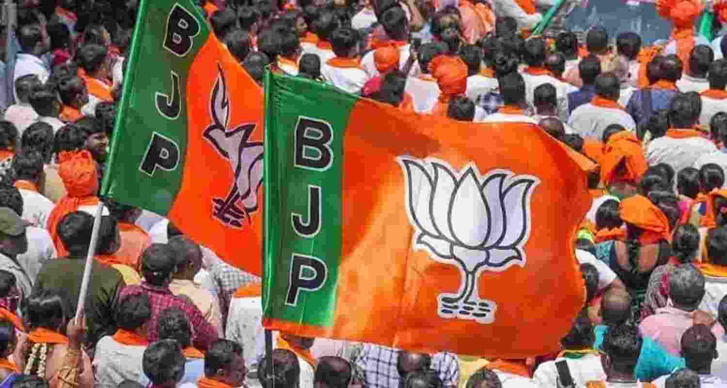 Punjab BJP slams MLA Sukhi for indulging in 'hooliganism' Punjab BJP slams MLA Sukhi for indulging in 'hooliganism'
