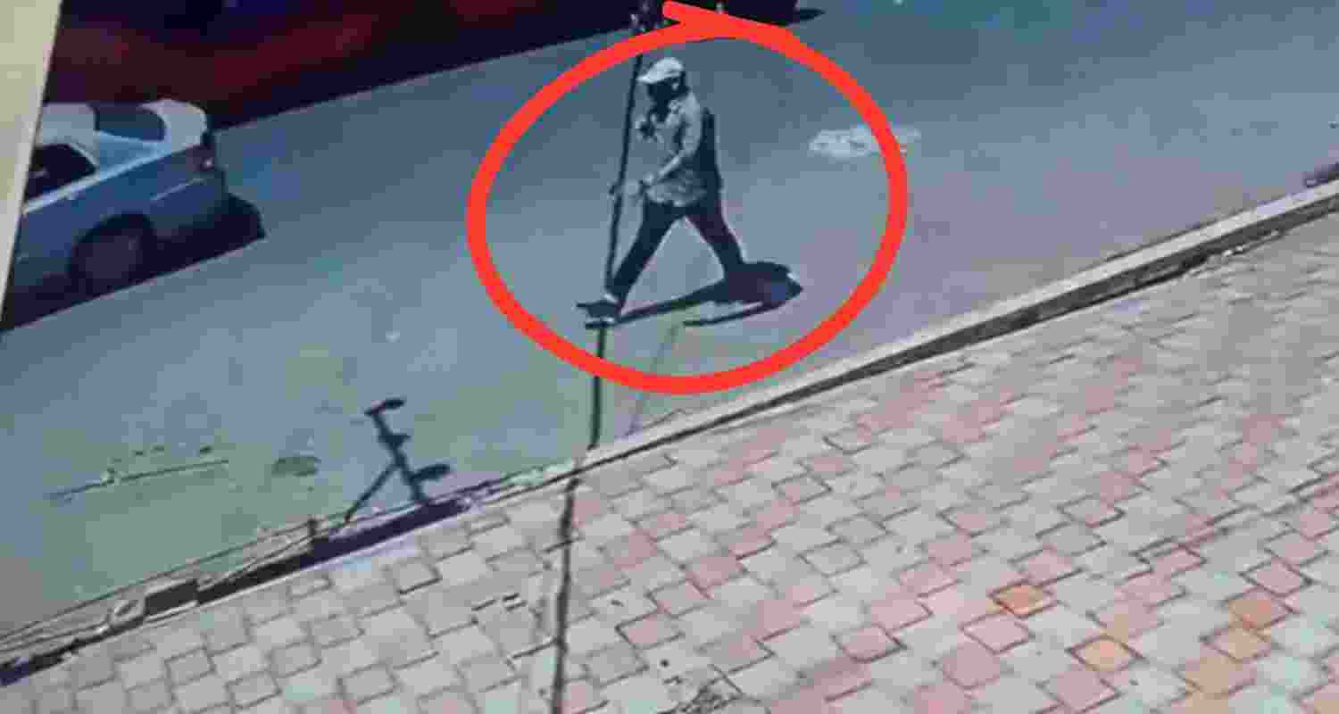 Image of Rameshwaram Cafe blast's suspect. Image of Rameshwaram Cafe blast's suspect.