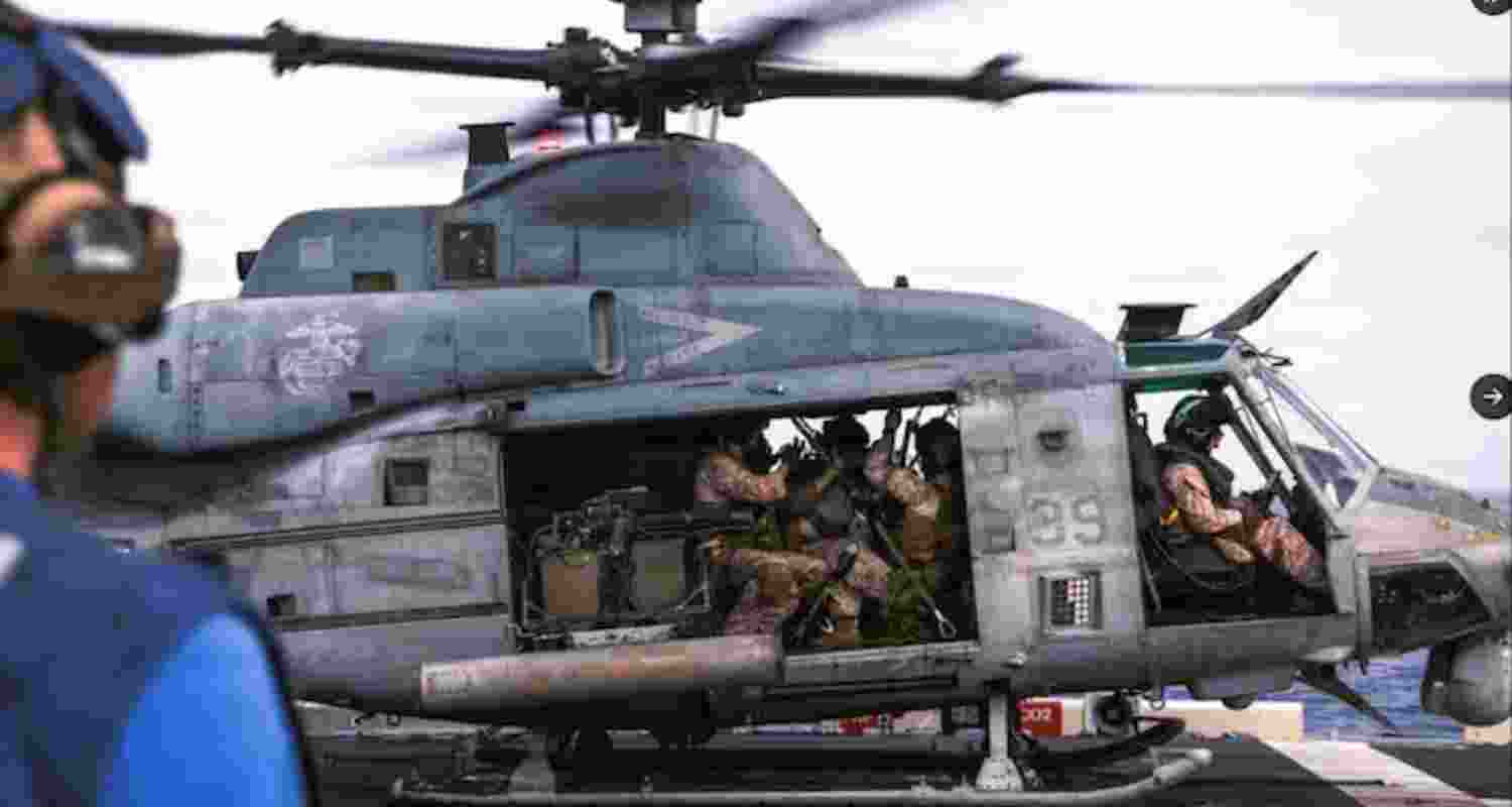 US strikes on Iran after Apache helicopter downed in Hormuz US strikes on Iran after Apache helicopter downed in Hormuz