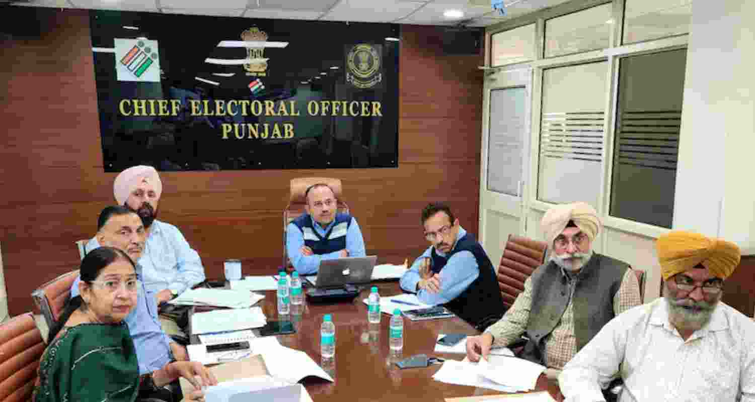 Punjab CEO instructs political parties to appoint booth-level agents by February 28. Punjab CEO instructs political parties to appoint booth-level agents by February 28.