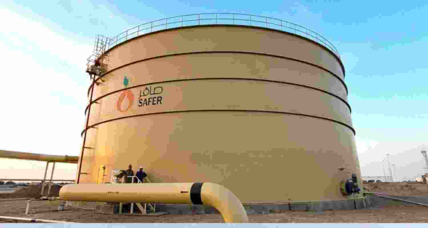 Crude oil prices fall back to $72 a barrel ahead of Iran-US talks Crude oil prices fall back to $72 a barrel ahead of Iran-US talks