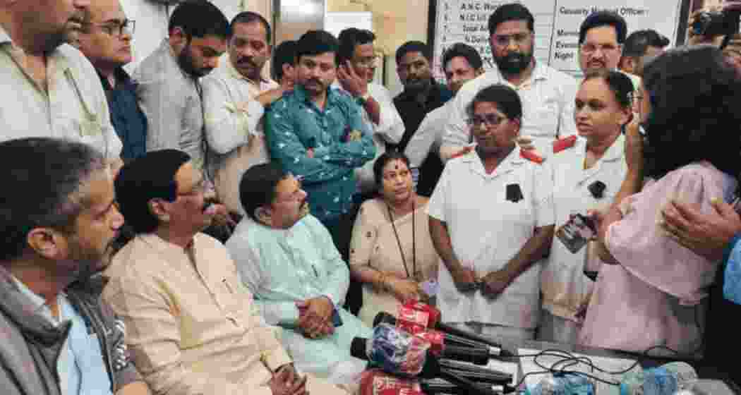 NCP (Sharad Pawar faction) MLA Rohit Pawar, along with party leaders, meets the nurses and other medical staff allegedly assaulted at Shastri Nagar Hospital in Dombivli. NCP (Sharad Pawar faction) MLA Rohit Pawar, along with party leaders, meets the nurses and other medical staff allegedly assaulted at Shastri Nagar Hospital in Dombivli.