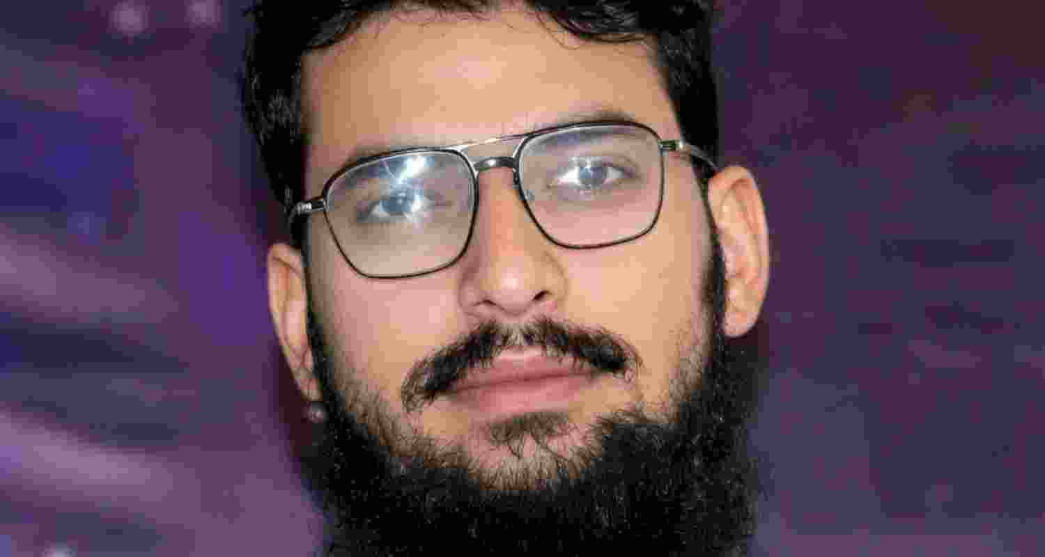 Hamza Burhan. Hamza Burhan.